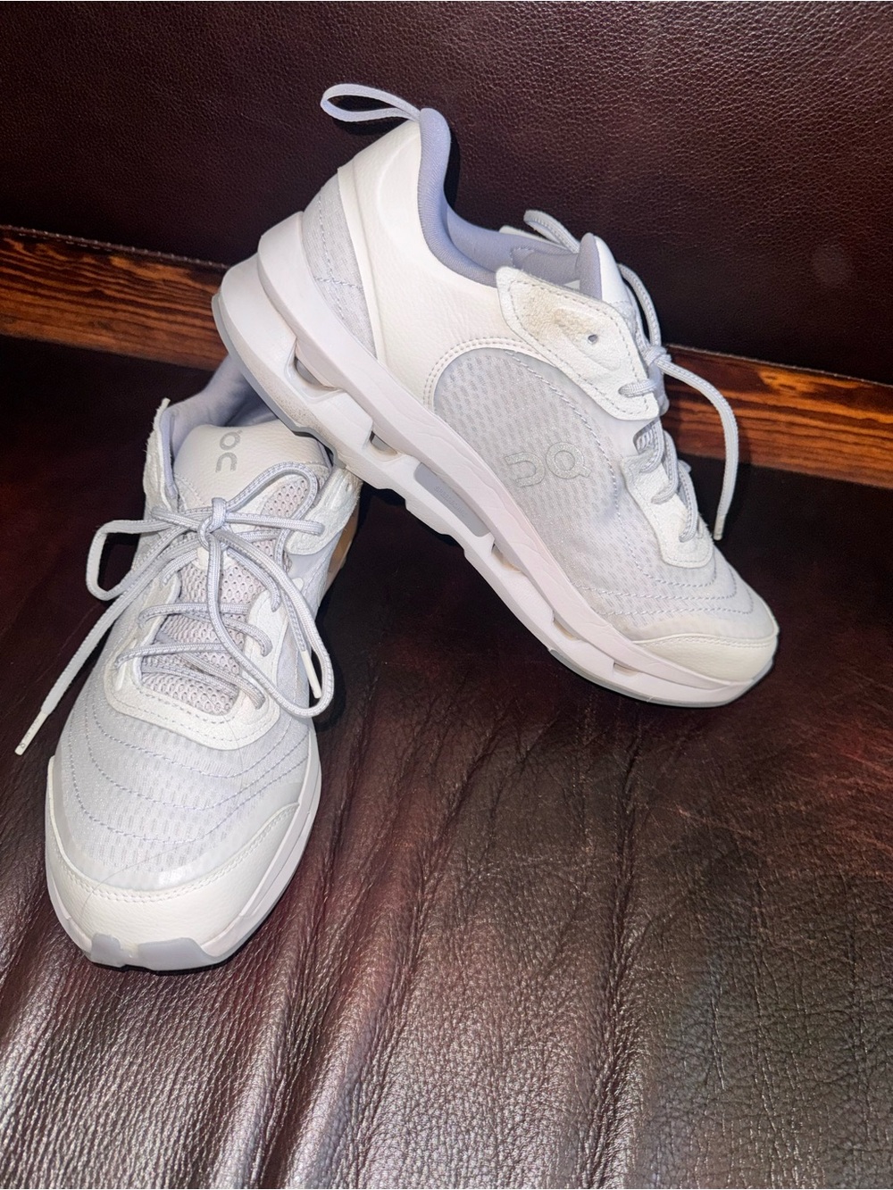 On Running Kids Sneakers in Light Gray and White - Picture 8 of 13